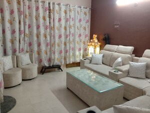 Bedroom in 2 BHK Independent House at Gomti Nagar – for Rent