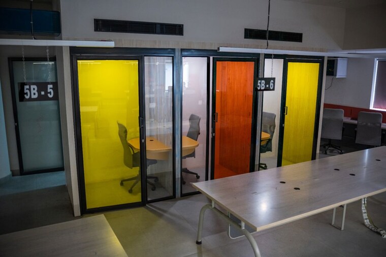 Other, maradu Commercial Co Working Space 26000 Sq.Ft. In Maradu Kochi 9890291