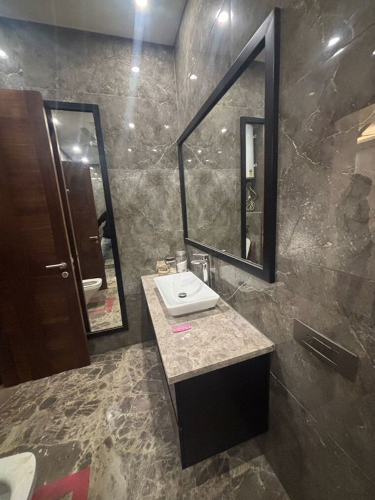 Kitchen, greater kailash ii 4 Bedroom 400 Sq.Yd. Builder Floor In Greater Kailash ii Delhi 9902051