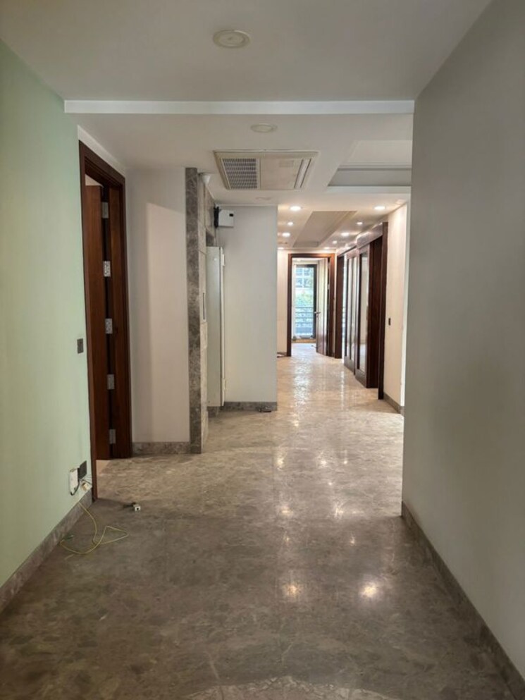 undefined, greater kailash ii 4 Bedroom 400 Sq.Yd. Builder Floor In Greater Kailash ii Delhi 9902051