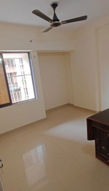 Room in 2 BHK Apartment at Sumeru Tower, Kalyan East – for Sale