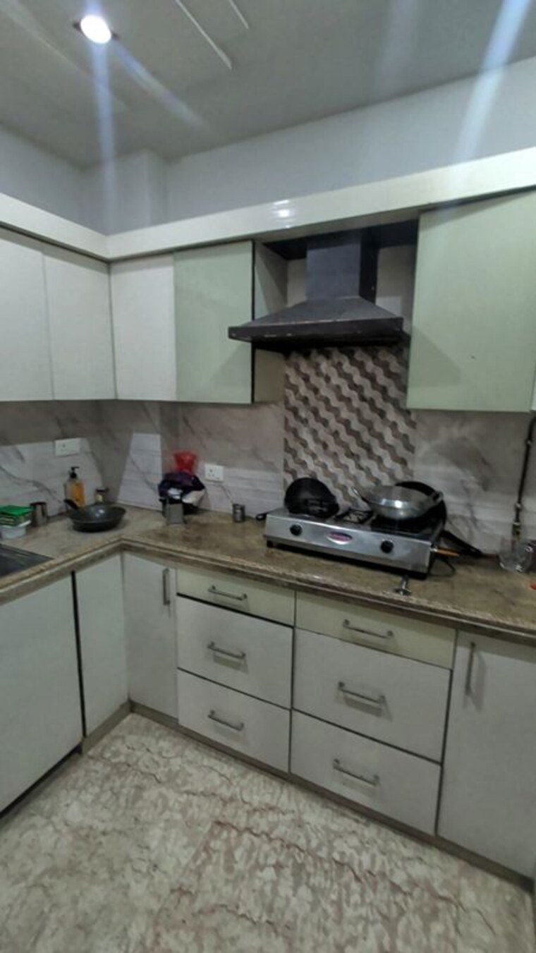 Kitchen, pitampura Pg For Boys & Girls In Pitampura 9902074