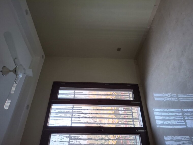 Room, raj nagar extension 4 Bedroom 90 Sq.Yd. Villa In Raj Nagar Extension Ghaziabad 9902091