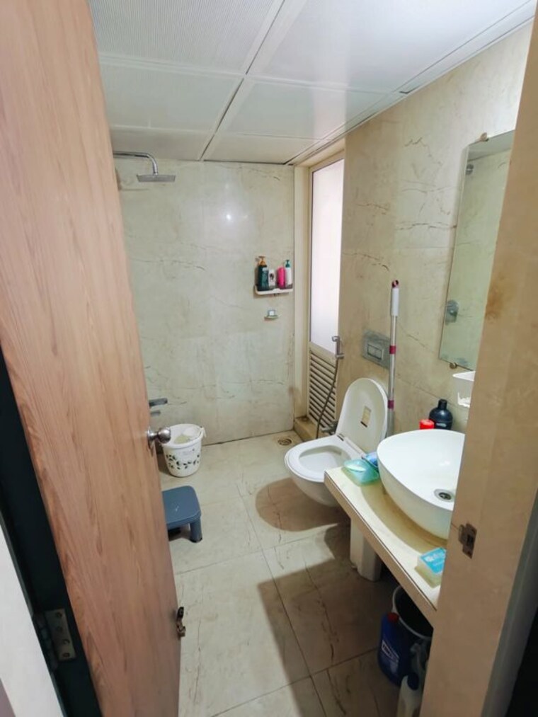 Bathroom, dosti-west-county 2 Bedroom 700 Sq.Ft. Apartment In Balkum Pada Thane 9902097