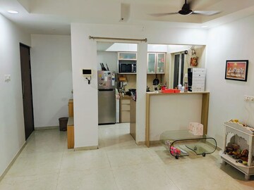 2 BHK Apartment For Rent in Dosti West County, Balkum Pada