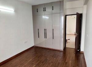 Room in 3 BHK Apartment at BPTP Discovery Park, Badauli Village – for Sale