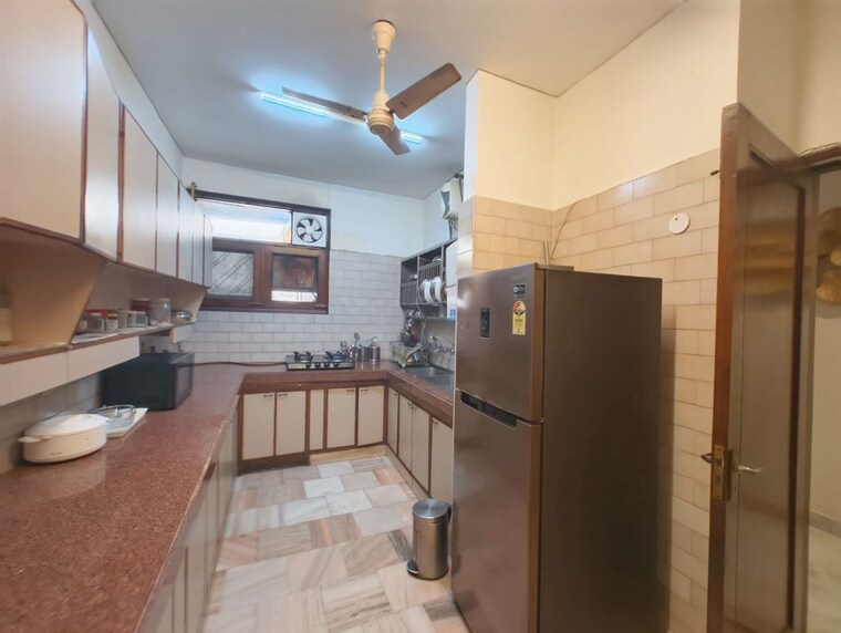 Kitchen, greater kailash ii 2 Bedroom 300 Sq.Yd. Builder Floor In Greater Kailash ii Delhi 9902263