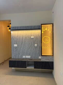 2.5 BHK Apartment For Rent in Pyramid Altia