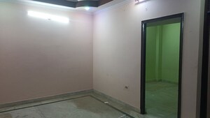 Living Room in 1 BHK Builder Floor at Vaishali Sector 6 – for Rent