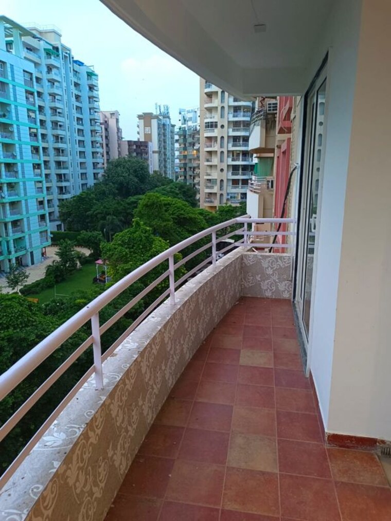 Balcony, city-heights 3 Bedroom 2300 Sq.Ft. Apartment In Sector 39 Gurgaon 9902298