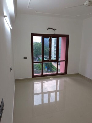 3 BHK Apartment For Rent in City Heights, Sector 39