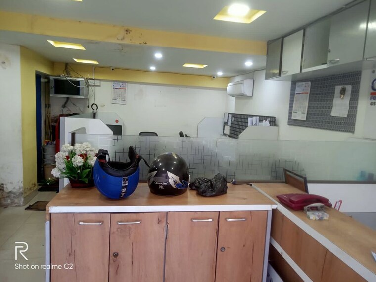 Team Area, park street Commercial Office Space 500 Sq.Ft. In Park Street Kolkata 9902311