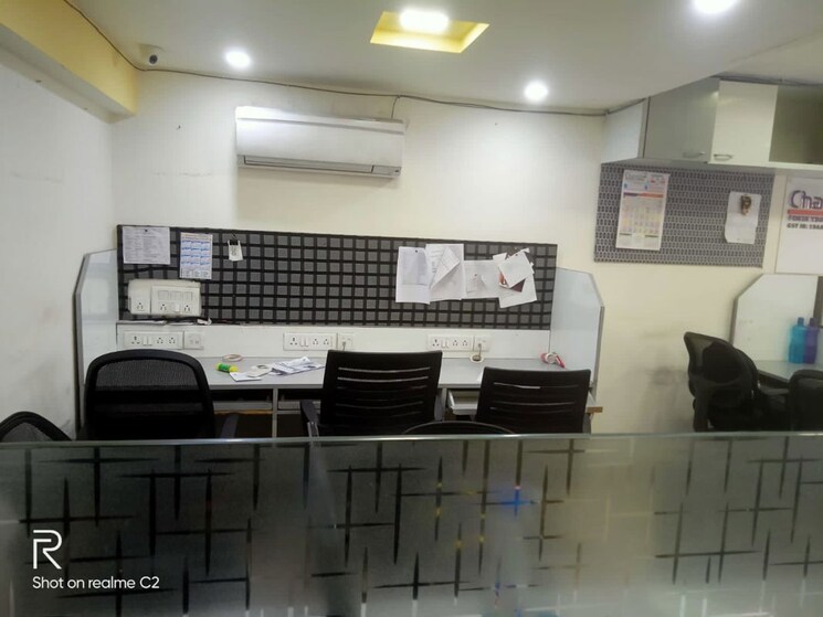 Team Area, park street Commercial Office Space 500 Sq.Ft. In Park Street Kolkata 9902311