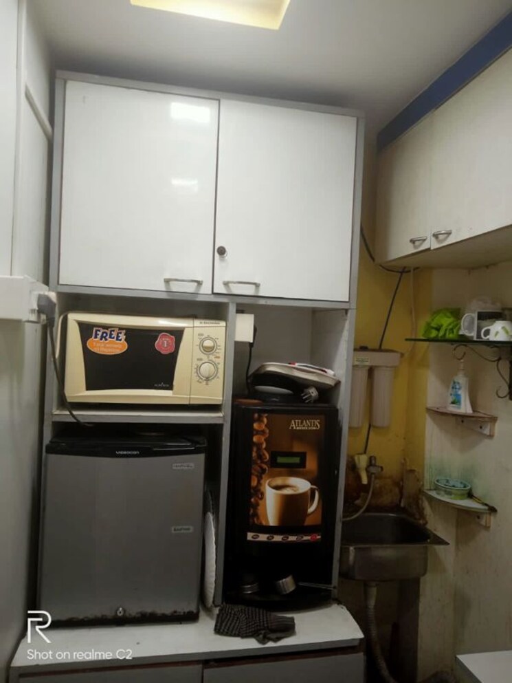 Kitchen, park street Commercial Office Space 500 Sq.Ft. In Park Street Kolkata 9902311