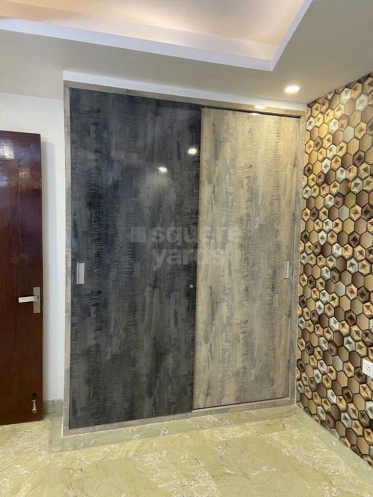 Room, rajouri garden 3.5 Bedroom 1635 Sq.Ft. Builder Floor In Rajouri Garden Delhi 9902347