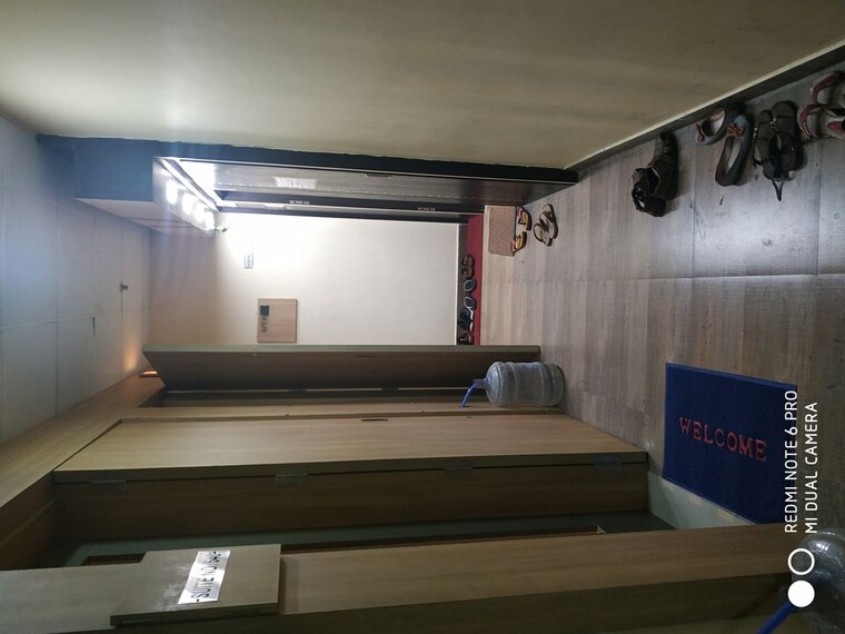 Other, tiretti Commercial Office Space 350 Sq.Ft. In Tiretti Kolkata 9902409