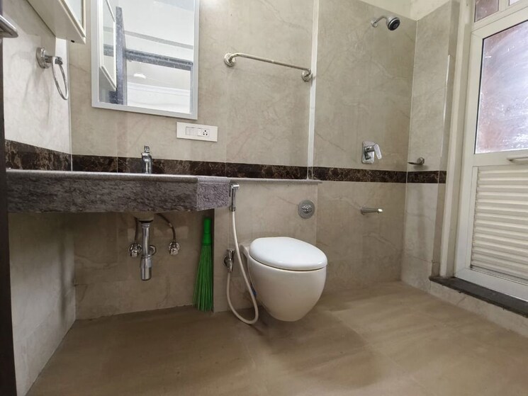 Bathroom, k-raheja-heights 3 Bedroom 1540 Sq.Ft. Apartment In Sankalp Colony Mumbai 9408173