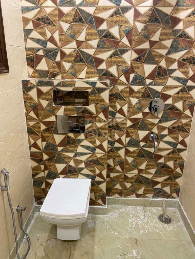 Bathroom, rajouri garden 3.5 Bedroom 1689 Sq.Ft. Builder Floor In Rajouri Garden Delhi 9902348