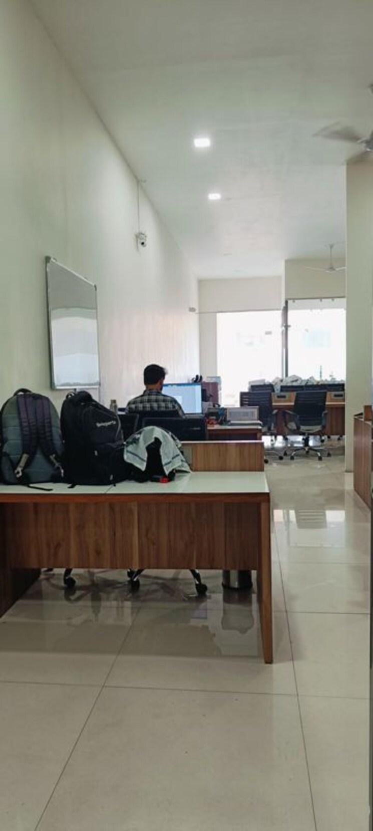 Team Area, ratnanjali-square Commercial Office Space 3200 Sq.Ft. In Jodhpur Ahmedabad 9902432