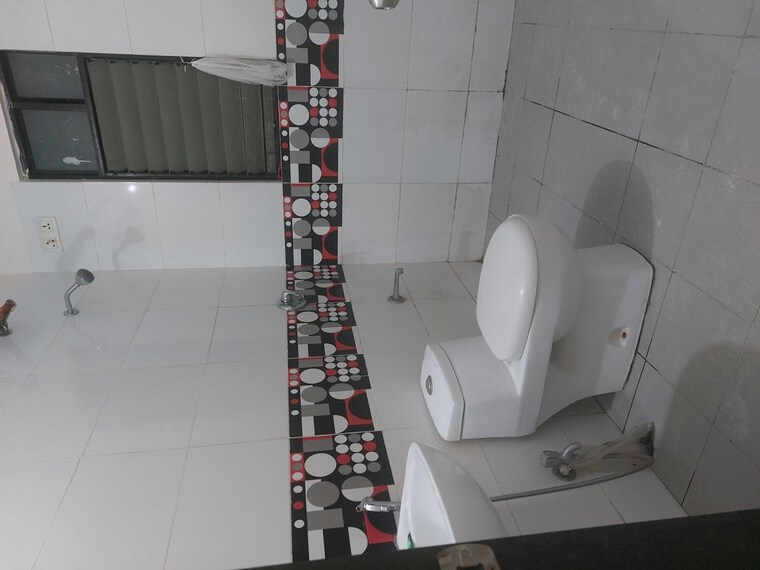 Bathroom, nanded-city-madhuvanti 2 Bedroom 938 Sq.Ft. Apartment In Sinhagad Road Pune 9902253