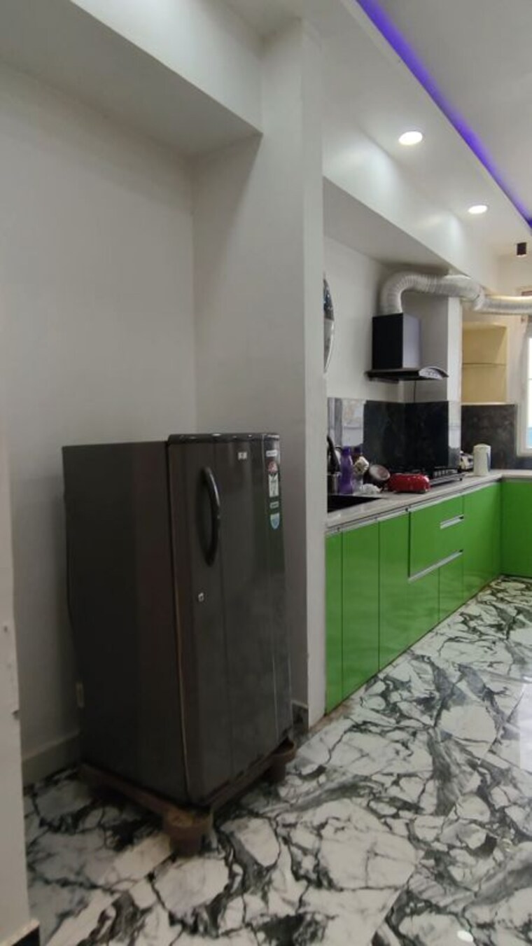 Kitchen, gomti nagar 3.5 Bedroom 1400 Sq.Ft. Penthouse In Gomti Nagar Lucknow 9902518