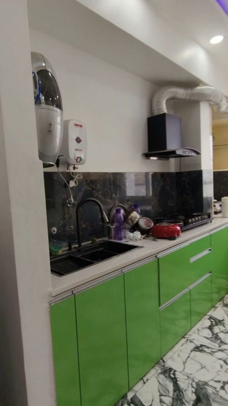 Kitchen, gomti nagar 3.5 Bedroom 1400 Sq.Ft. Penthouse In Gomti Nagar Lucknow 9902518