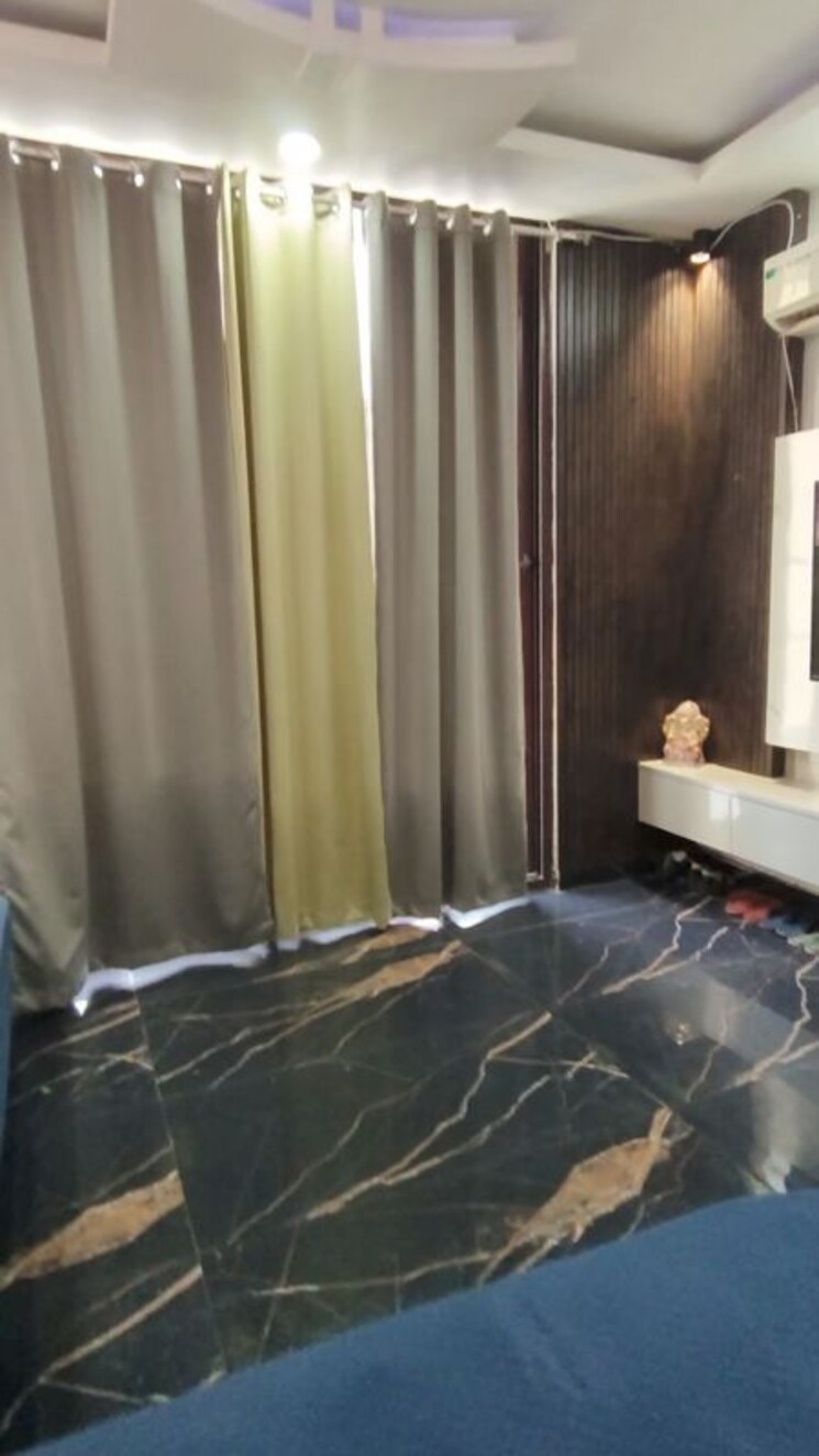 Bedroom, gomti nagar 3.5 Bedroom 1400 Sq.Ft. Penthouse In Gomti Nagar Lucknow 9902518