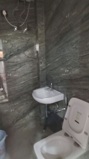 Bathroom in 3.5 BHK Penthouse at Gomti Nagar – for Sale