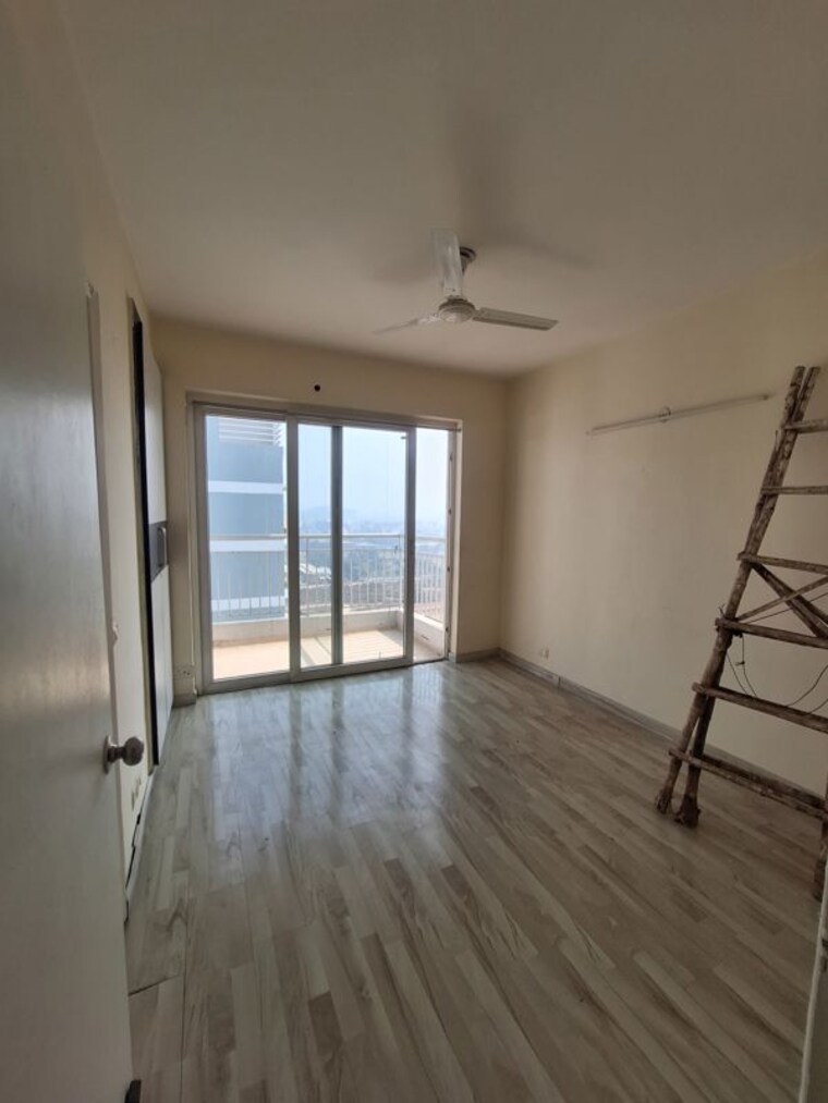 Room, chd-avenue-71 3 Bedroom 1743 Sq.Ft. Apartment In Sector 71 Gurgaon 9902526
