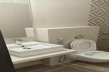 Bathroom in 1 RK Apartment at Mayfair The View, Vikhroli West – for Sale