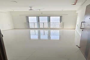 Room in 1 RK Apartment at Mayfair The View, Vikhroli West – for Sale