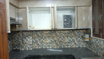 Kitchen in 2 BHK Builder Floor at Vaishali Sector 4 – for Rent