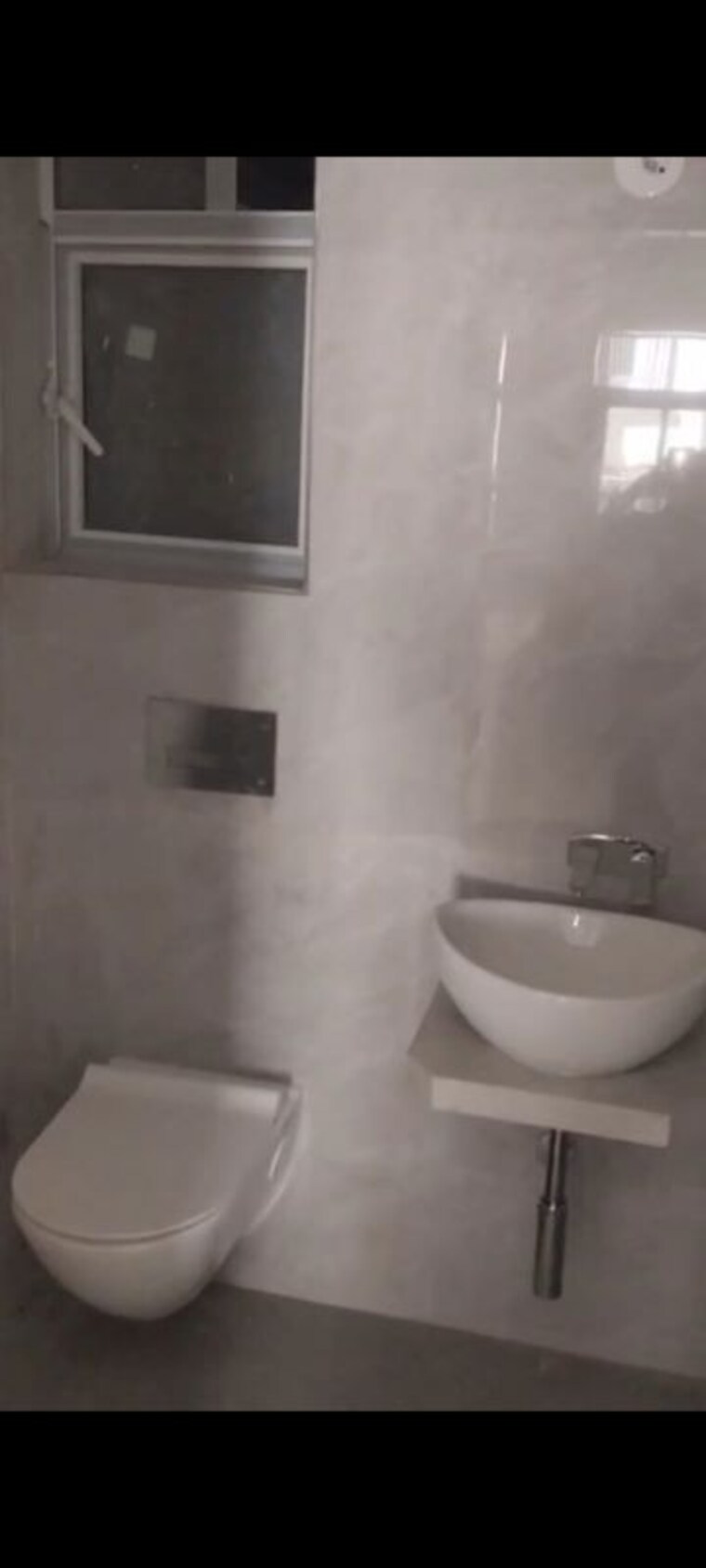 Bathroom, adarsh nagar 2 Bedroom 627 Sq.Ft. Apartment In Adarsh Nagar Mumbai 9902456