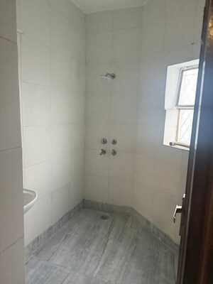Bathroom in 3 BHK Apartment at Jungpura Extension – for Rent