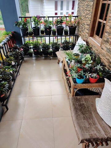 Room in  Pg at Vibhuti Khand – for Rent