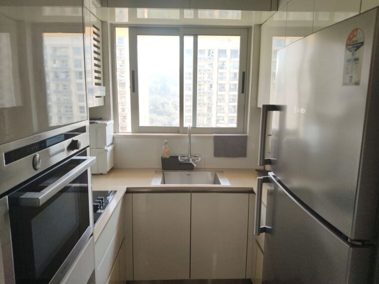 Kitchen, hiranandani-regent-hill 1 Bedroom 550 Sq.Ft. Apartment In Powai Mumbai 9902589