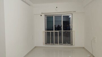 Room in 1 RK Apartment at Mayfair The View, Vikhroli West – for Sale