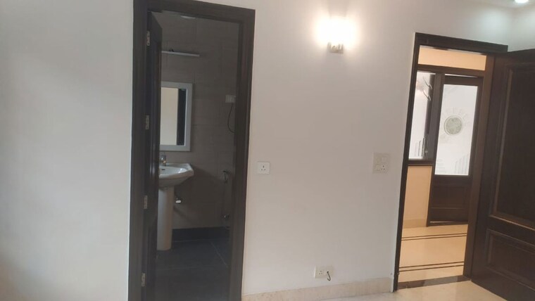 Room, jungpura extension 2 Bedroom 1000 Sq.Ft. Apartment In Jungpura Extension Delhi 9902604