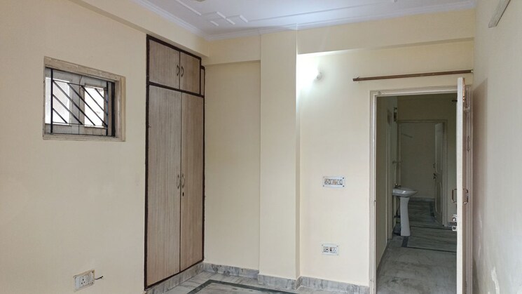 Room, vaishali sector 4 2 Bedroom 1000 Sq.Ft. Builder Floor In Vaishali Sector 4 Ghaziabad 9902611