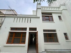 3 BHK + Extra Room Independent House For Rent in Sushant Lok 2