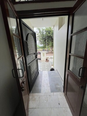Balcony in 3 BHK Independent House at Sushant Lok 2, Sector 57 – for Rent