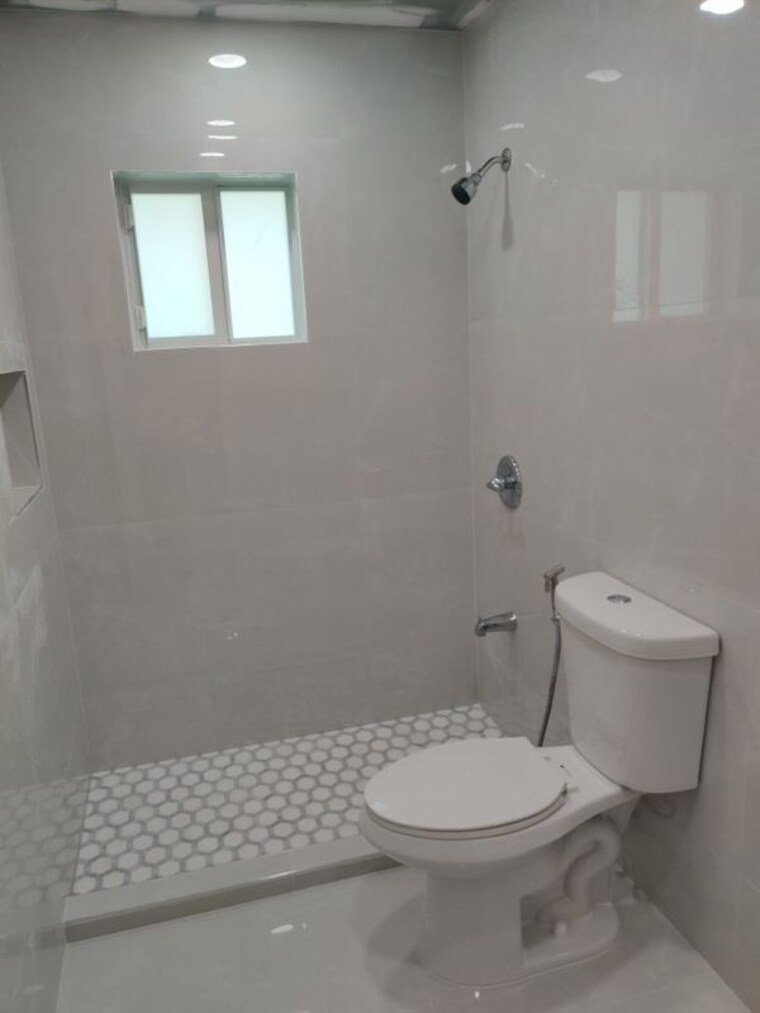 Room, vineet khand Pg For Girls In Vineet Khand 9902623