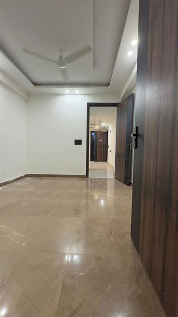 Room in 2 BHK Builder Floor at Chattarpur – for Rent