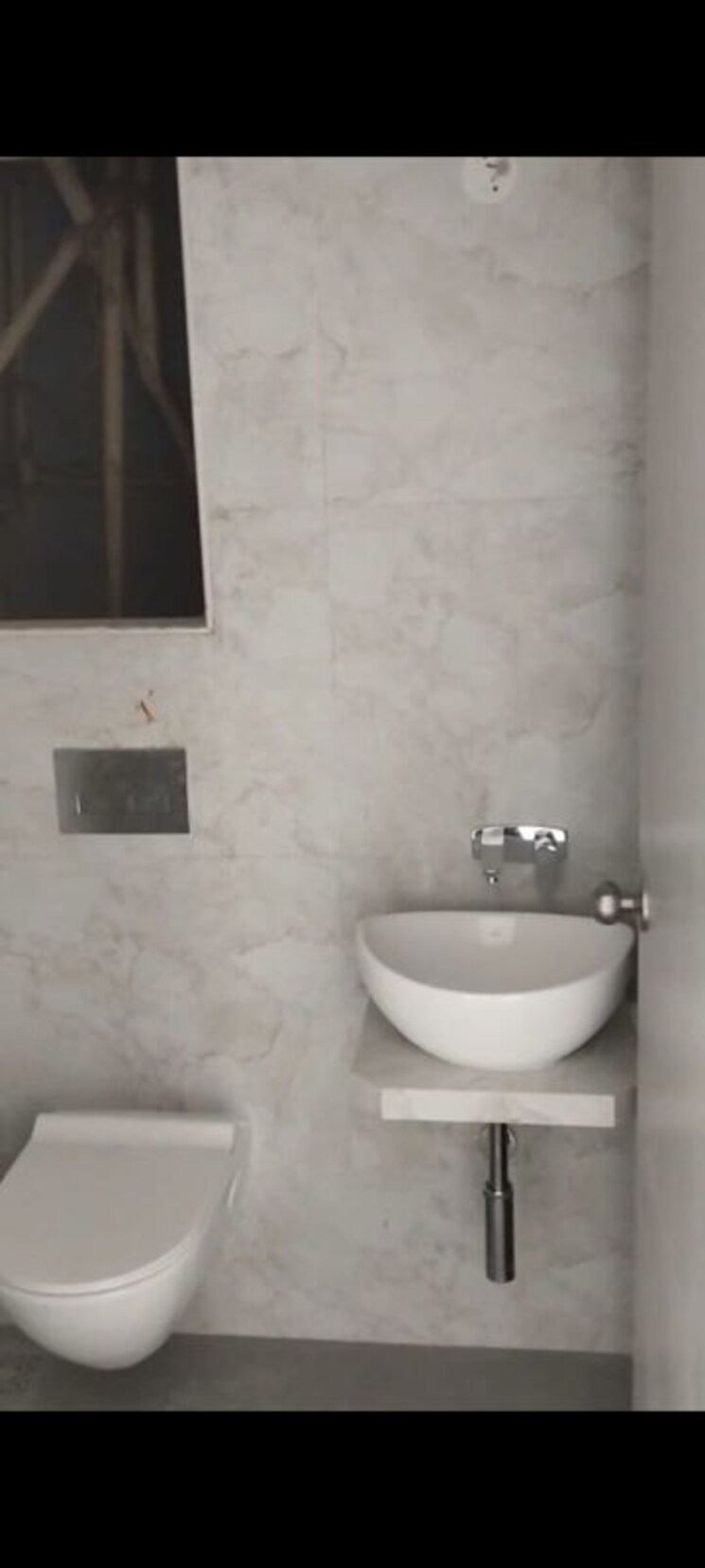 Bathroom, adarsh nagar 2 Bedroom 637 Sq.Ft. Apartment In Adarsh Nagar Mumbai 9902593