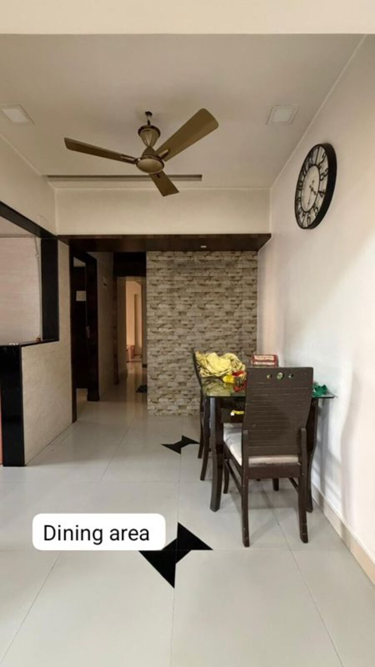 Team Area, borivali east 2 Bedroom 600 Sq.Ft. Apartment In Borivali East Mumbai 9902678