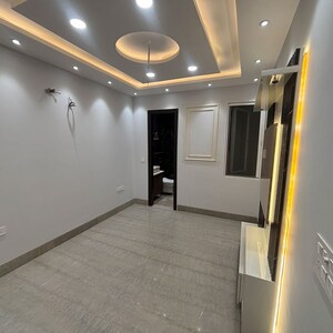 Master Bedroom in 3 BHK Builder Floor at Vikas Puri – for Sale