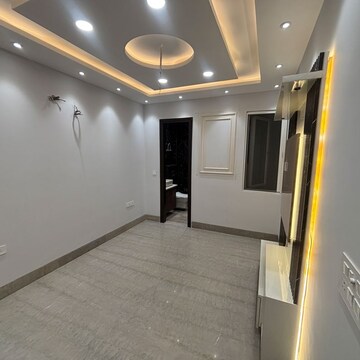 Master Bedroom in 3 BHK Builder Floor at Vikas Puri – for Sale