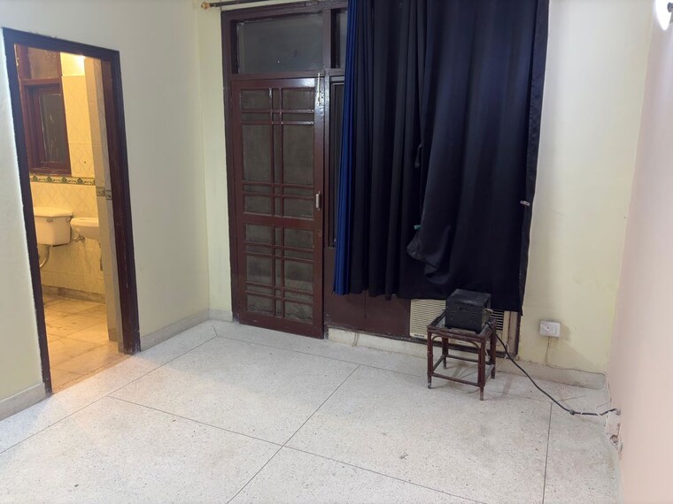 Living Room, gurugram-cghs 3 Bedroom 2180 Sq.Ft. Apartment In Sector 56 Gurgaon 9902699