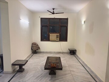 Room in 3 BHK Apartment at Gurugram CGHS, Sector 56 – for Rent