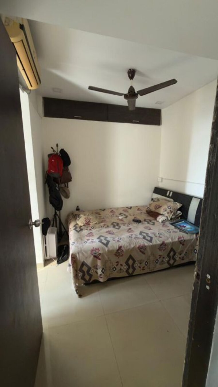 Bedroom, khar west 3 Bedroom 1100 Sq.Ft. Apartment In Khar West Mumbai 9902701